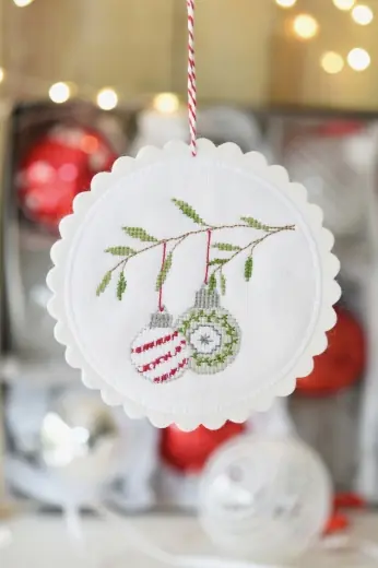 Adventskalender mit Kreuzstichmustern – Bild 6